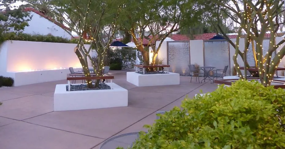 Alcazar Palm Springs Hotel 4*,