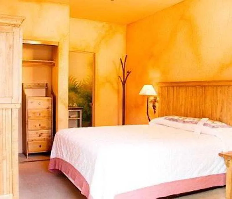 Hotel Alcazar Palm Springs