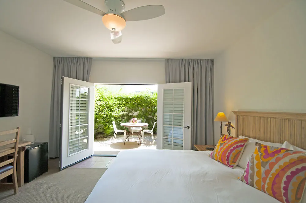 Alcazar Palm Springs Hotel